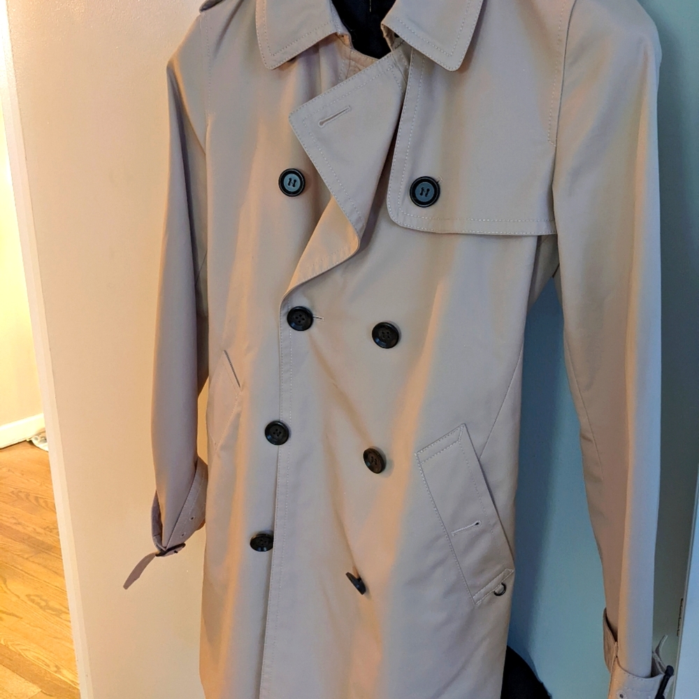 Beautiful trench coat from coach